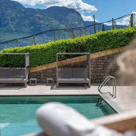 Vineus Tramin Hotel Termeno