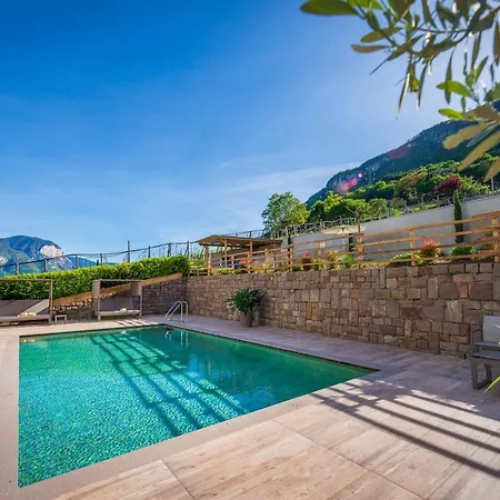 Hotel Vineus Tramin Termeno