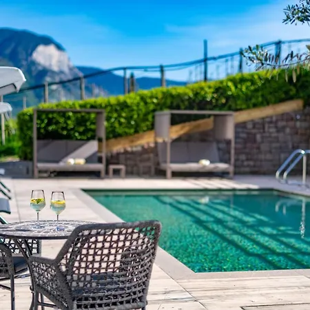 Hotel Vineus Tramin 4*