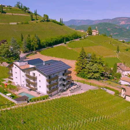 Hotel Vineus Tramin