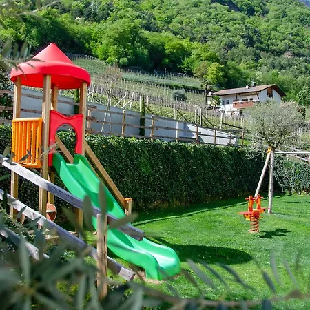 Hotel Vineus Tramin Termeno
